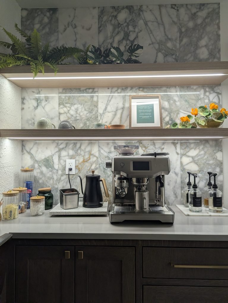 PXL_20251118_192306724