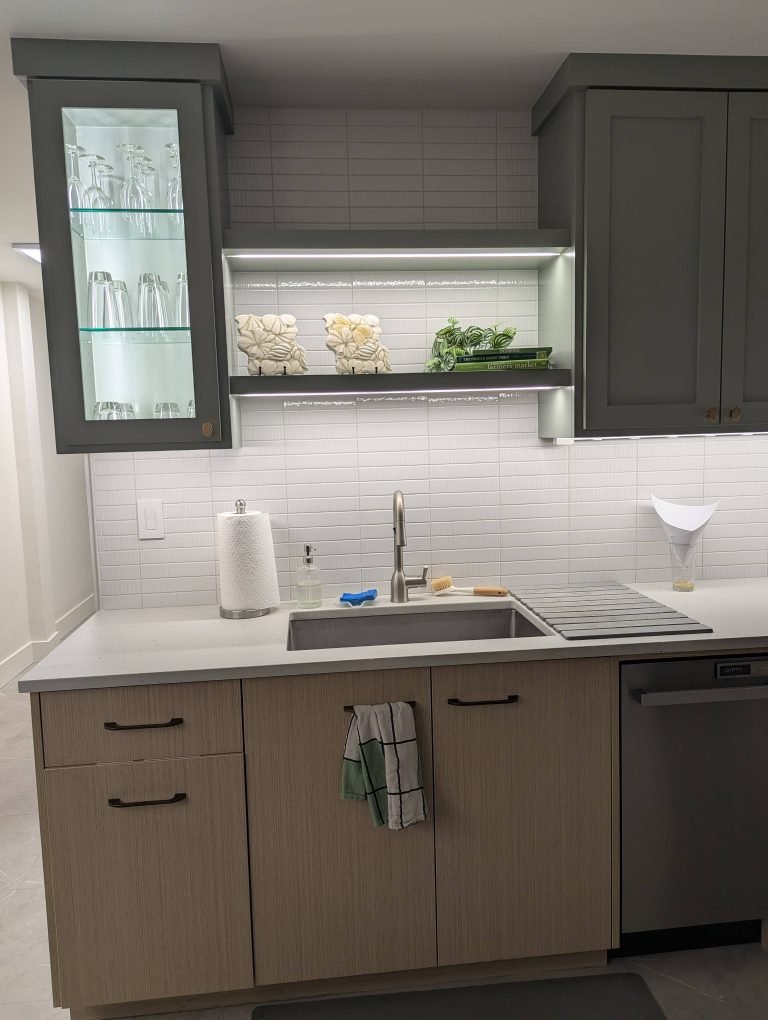 PXL_20251118_192342407