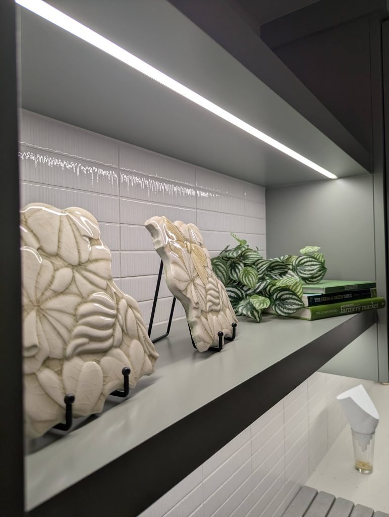 PXL_20251118_192533717