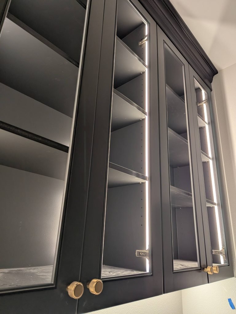 PXL_20251205_192211940