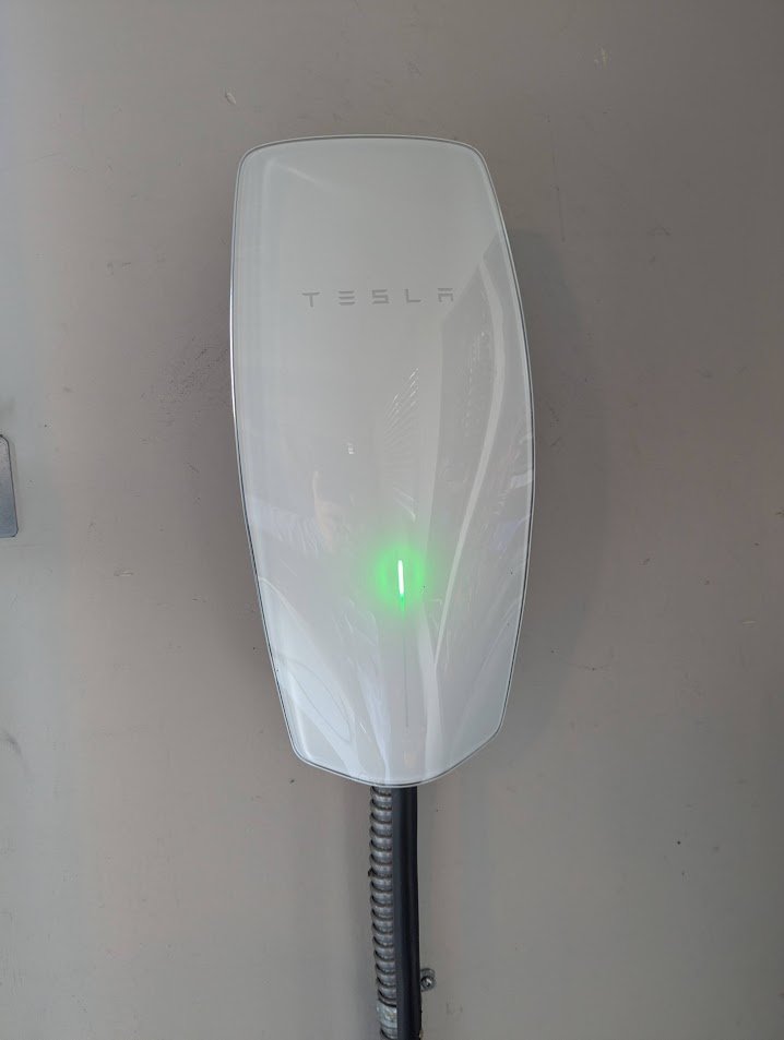 Level 2 Tesla Charger installed by Boz Electric in Oregon city